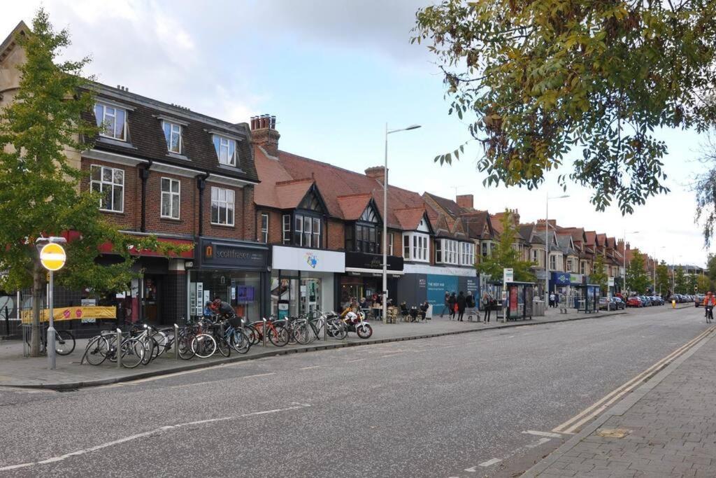 Space And Comfort In Summertown Oxford Exterior photo