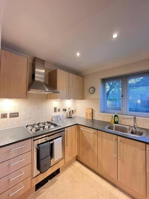 Space And Comfort In Summertown Oxford Exterior photo